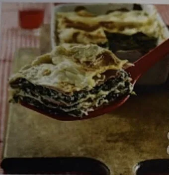 Grün-weiße Lasagne